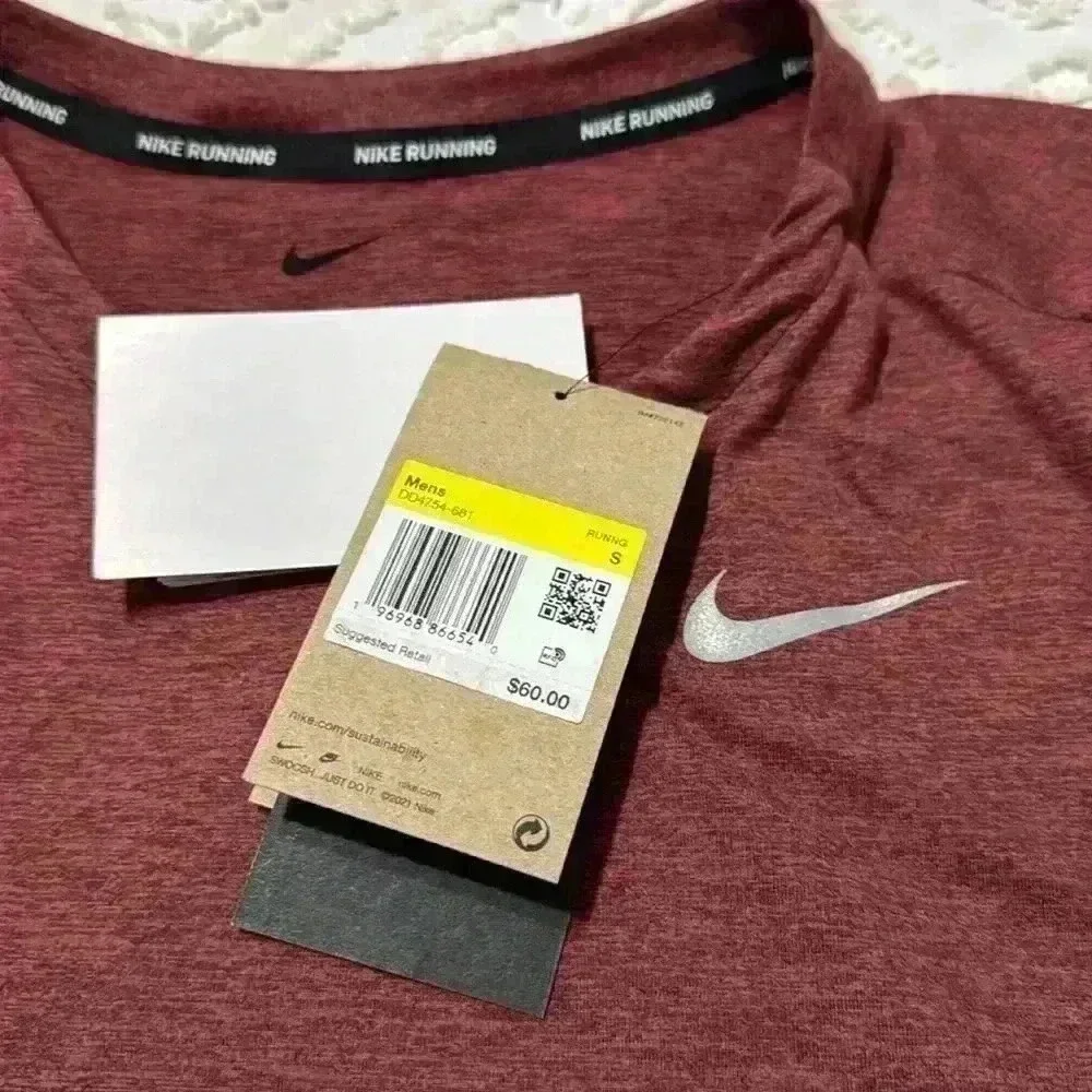 Nike Element Running Crew Long Sleeve Dri-Fit Men’s Burgandy Top Size Small NWT